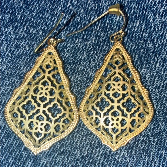 Kendra Scott Gold Filigree Earrings - Picture 4 of 7